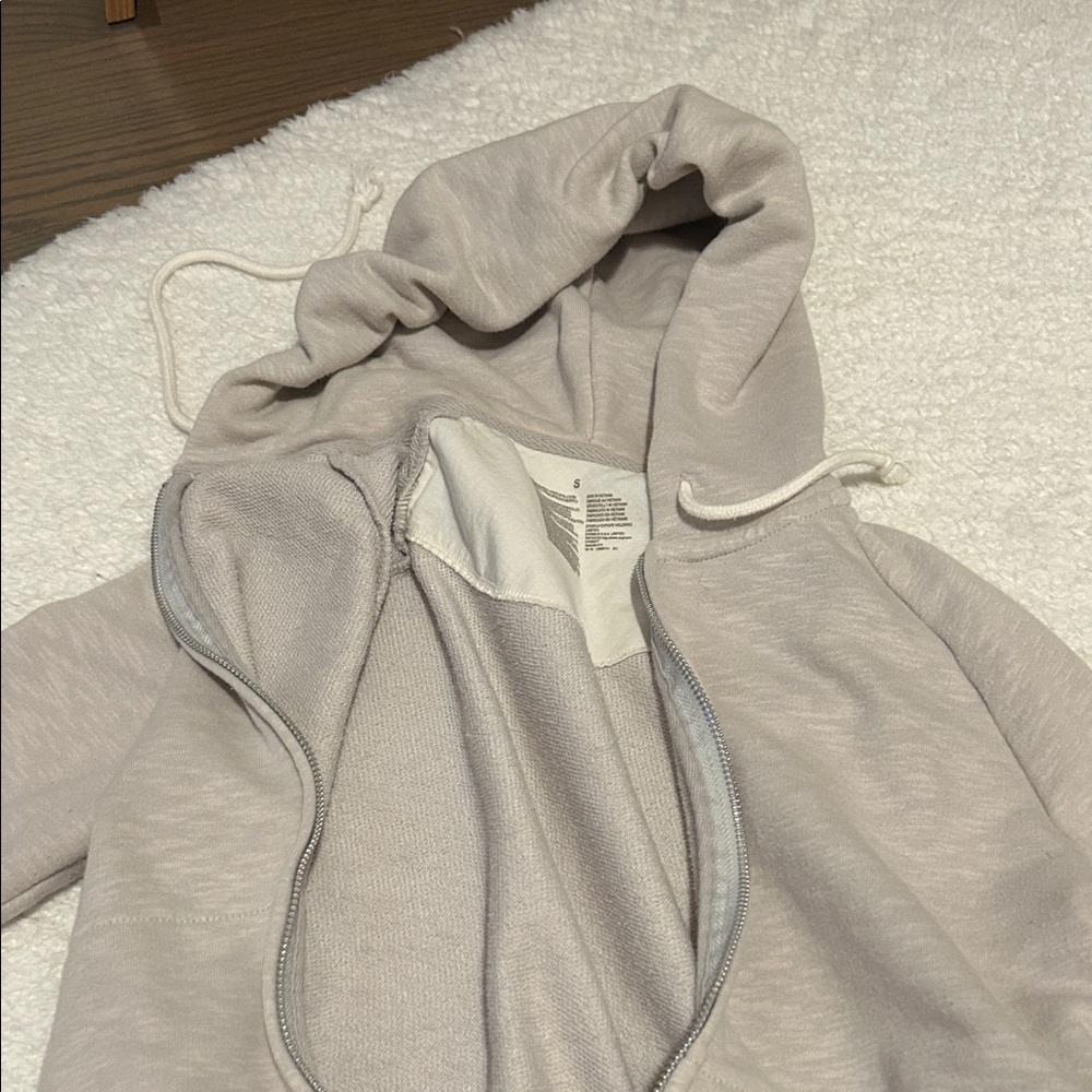 Muji Heather Gray Zip-Up Hoodie